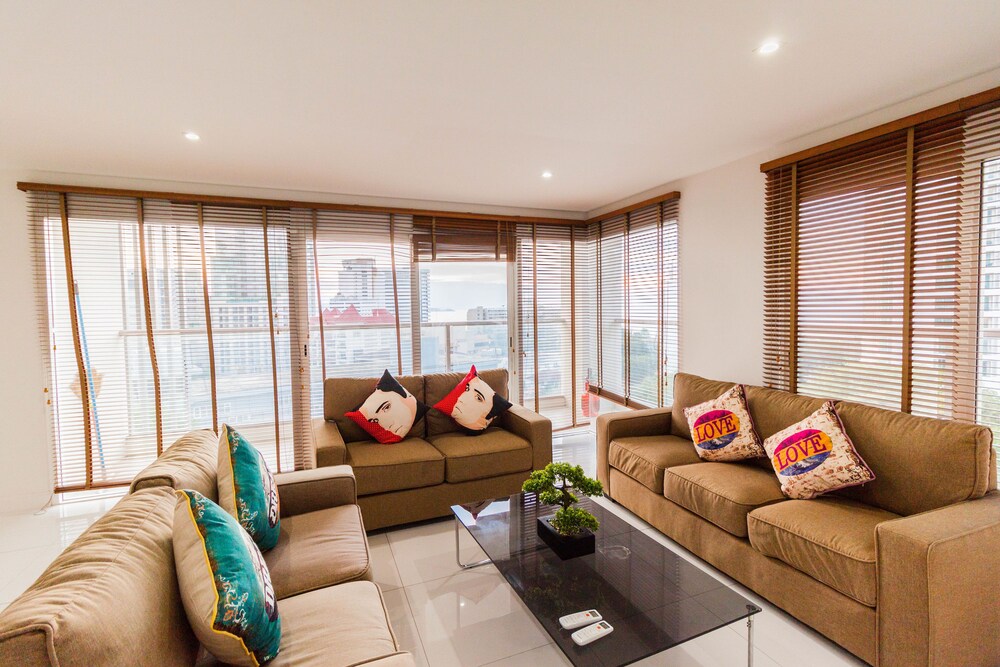 The Place Pratumnak by PSR ASIA