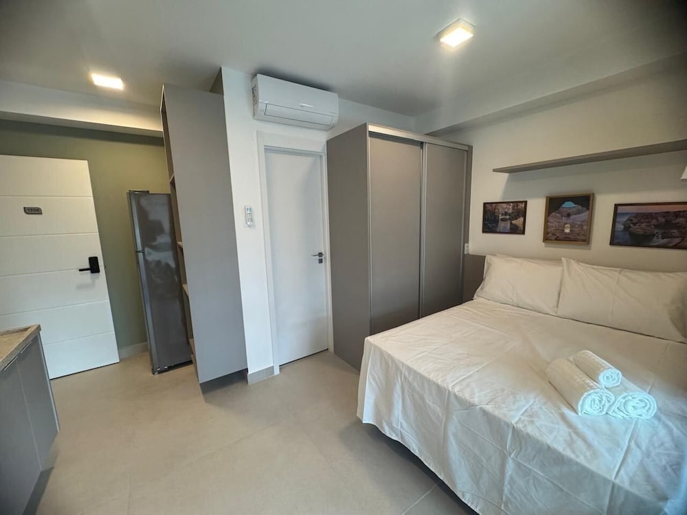 Haus Mitre Residences