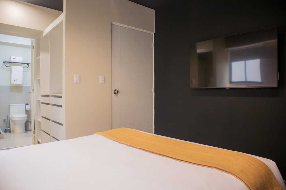 w Cozy 1BR w Balcony Near Kennedy Park