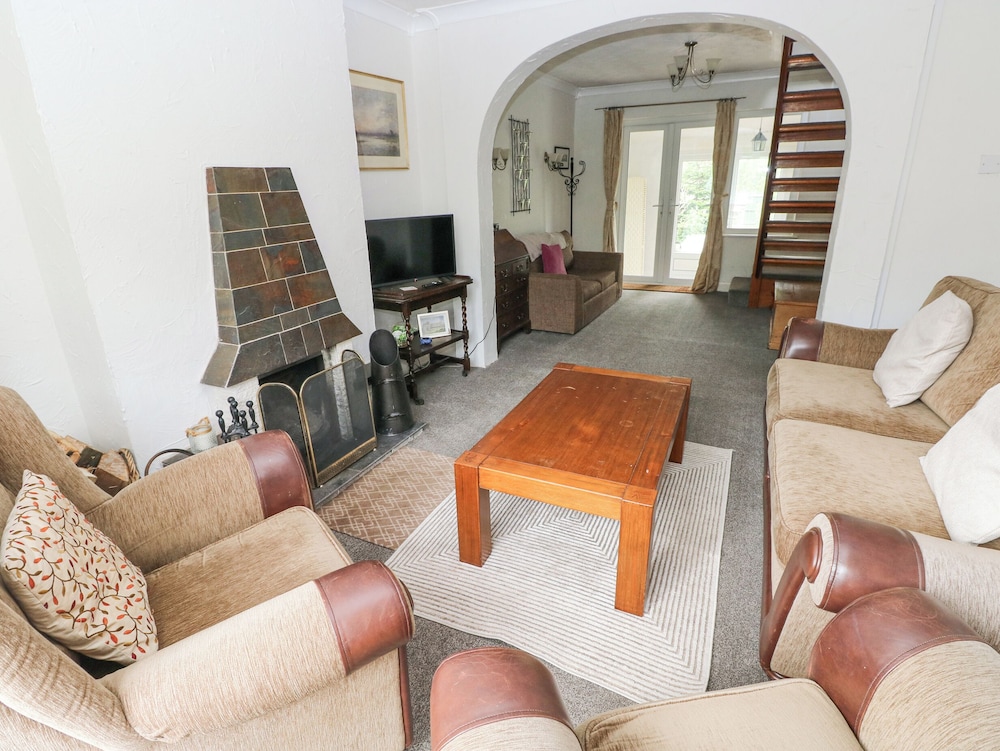 Ewenny Cottage