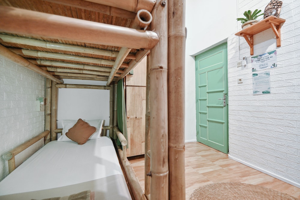 Snooze Guesthouse Yogyakarta - Hostel, Yogyakarta - 15