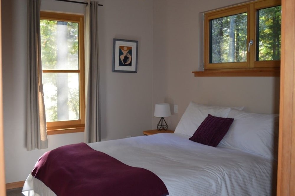 Mountain Town Properties Mountain Project 1 - Image 2