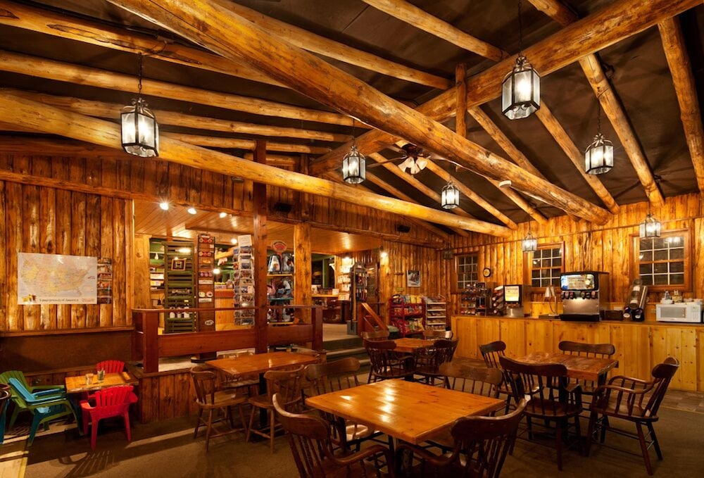 Snake River Cabin Village