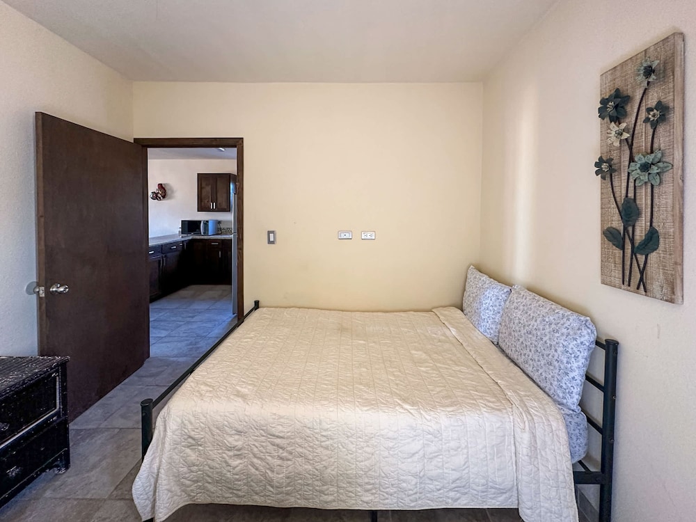 Casita With Excellent in Town Location