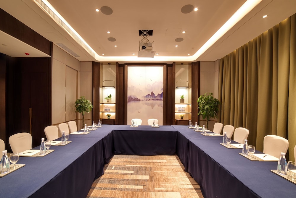 Wyndham Grand Plaza Royale Powerlong Fuyang view 4