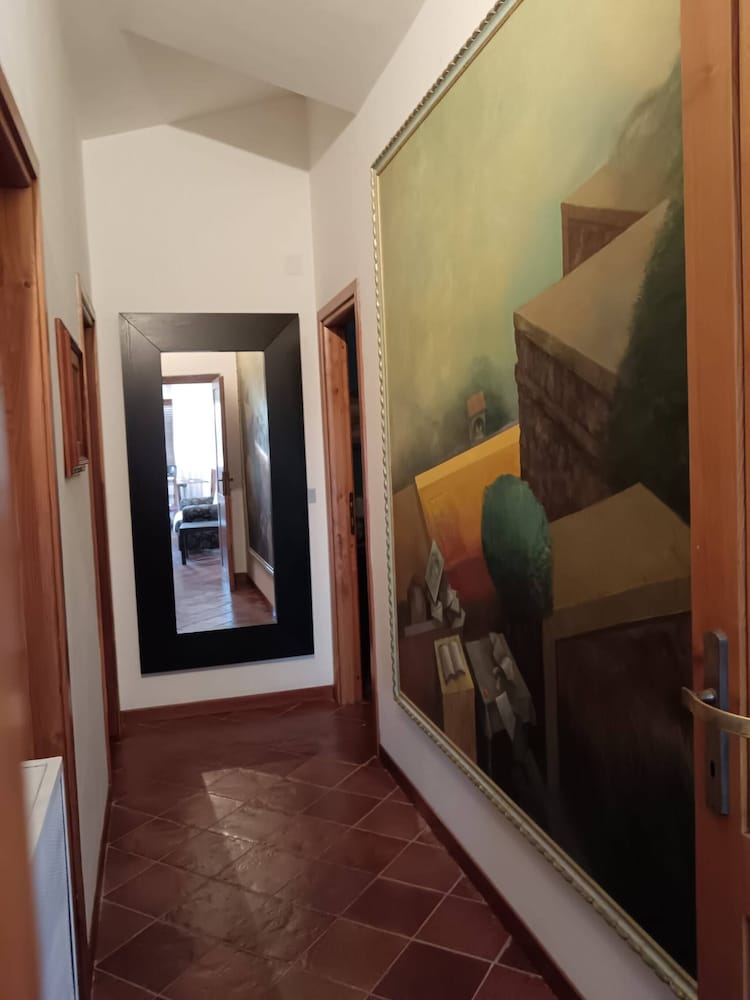 Serene Italian Retreat in Monte Caminetto, Rome Casa Airone