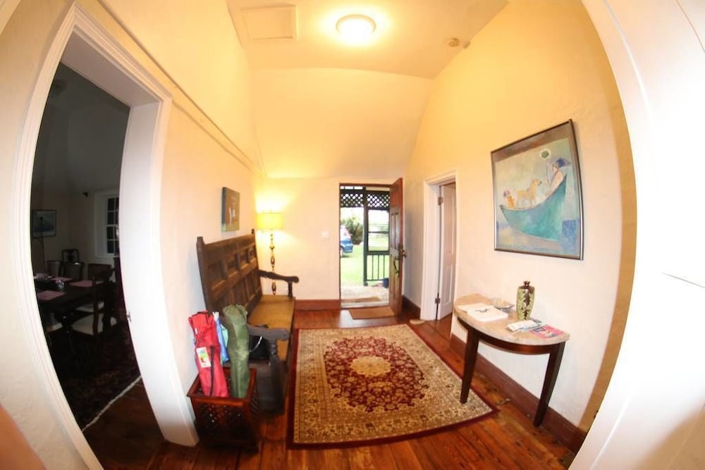 Bermuda Vacations - Belfield Beach Estate - Property Image 2