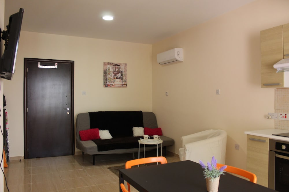 PMP Adamia 106B view 2