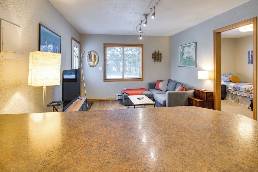 Juneau Vacations - Juneau Apartment - Minutes to Mendenhall Glacier - Property Image 2