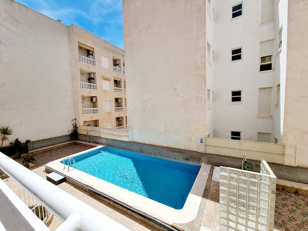 Modern and Cozy Apartment Just Steps From Los Locos Beach