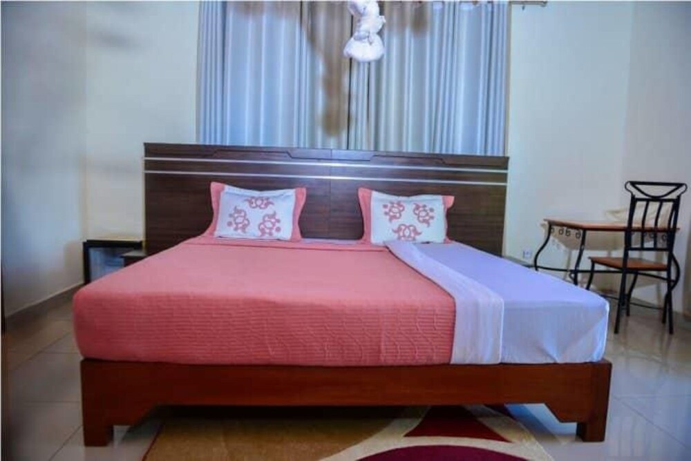 Elegance Hotel view 5