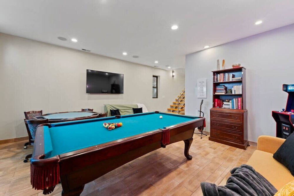 Zen Oasis of Elegance Expansive Executive Home