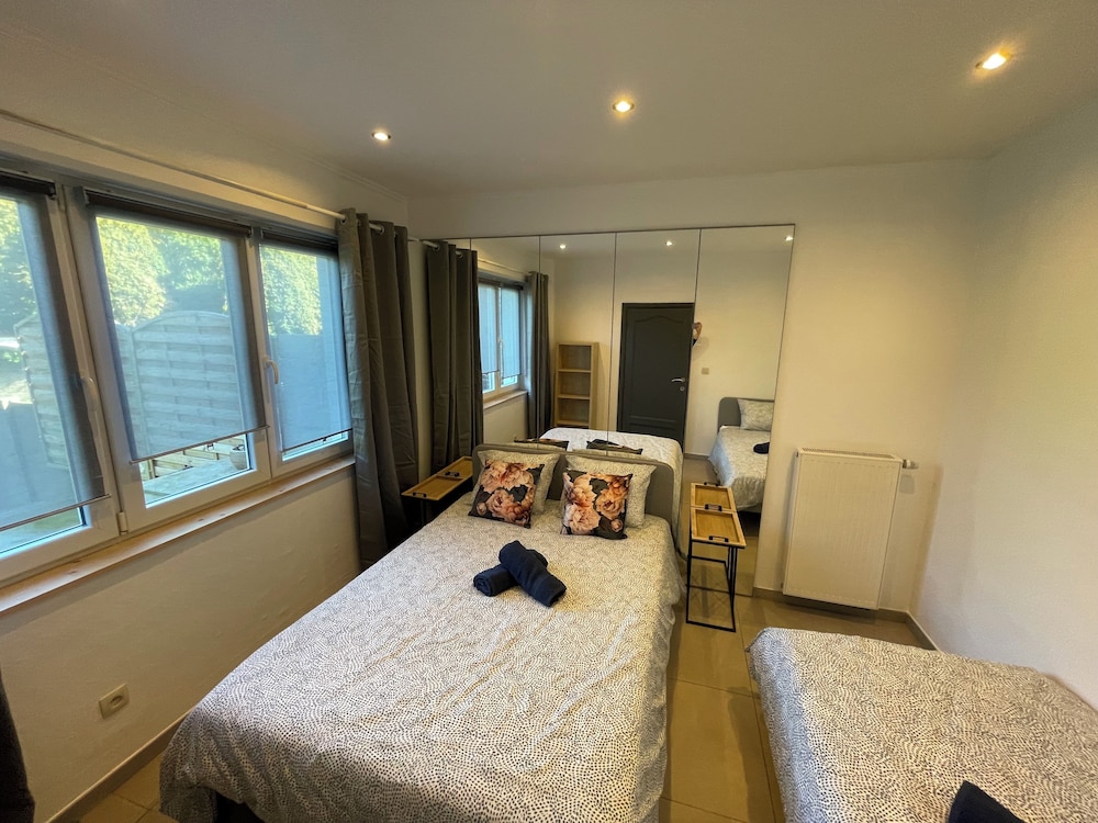 Au 11801 Bel appartement moderne