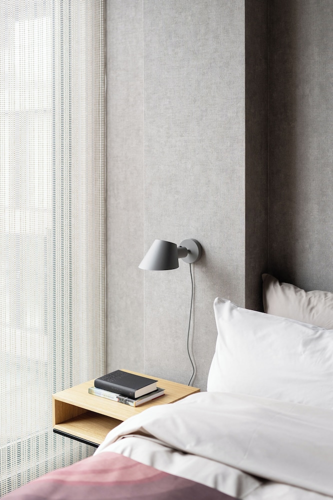 348 Suites Buitenhof Short Stay