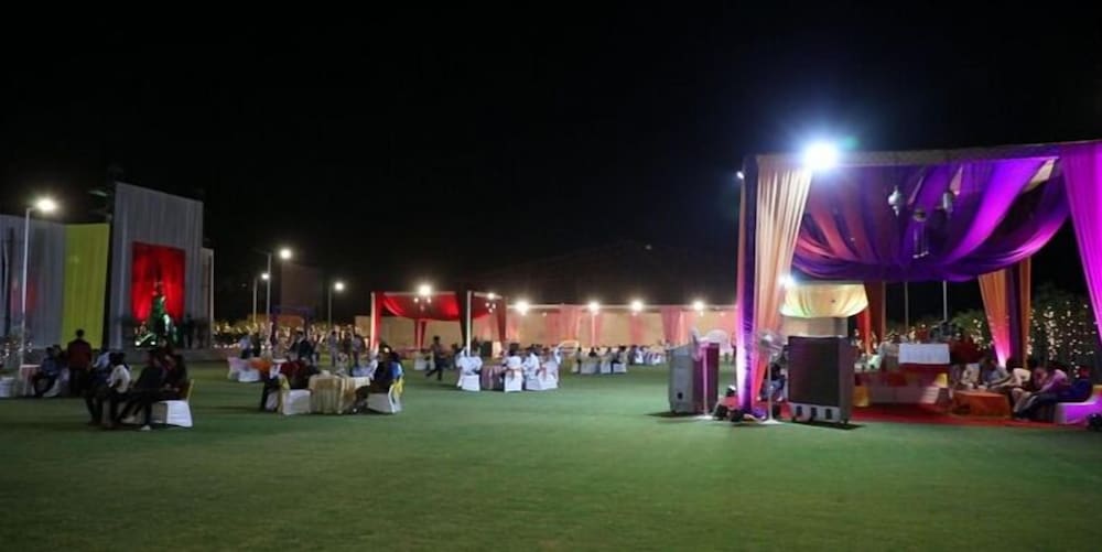 meeting & event spaces