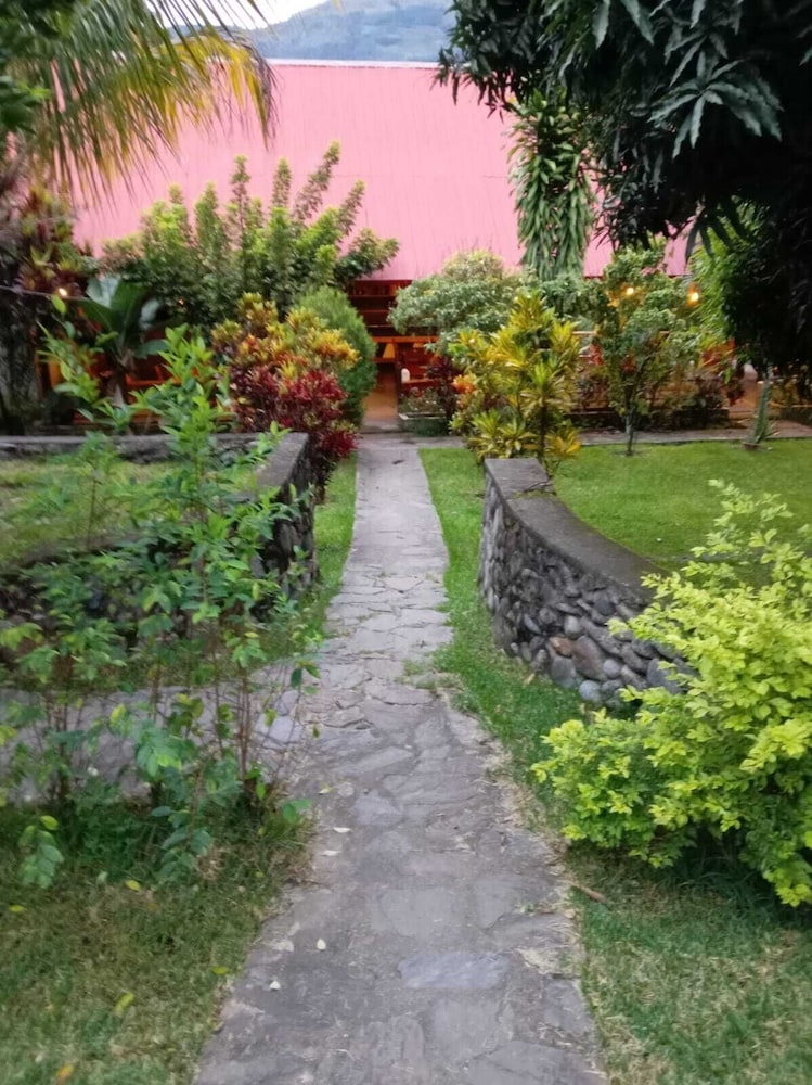 www.ecoterralodge.com