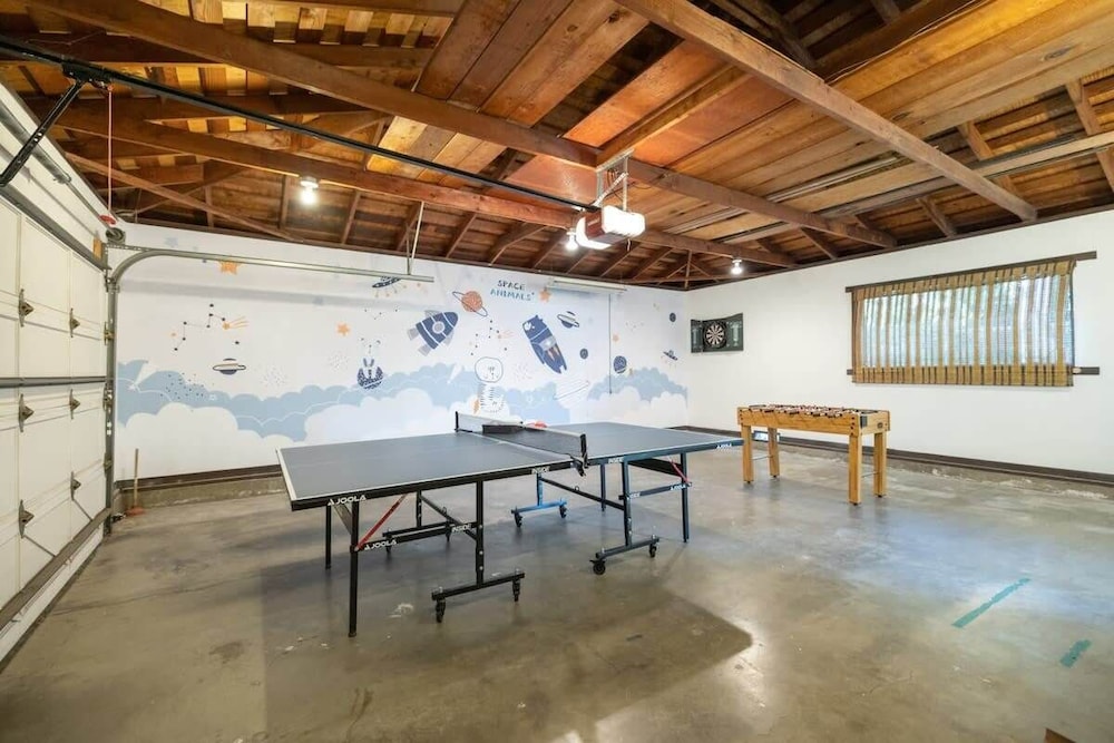 @ Marbella Lane - Serene Ranch Style Home W/pool