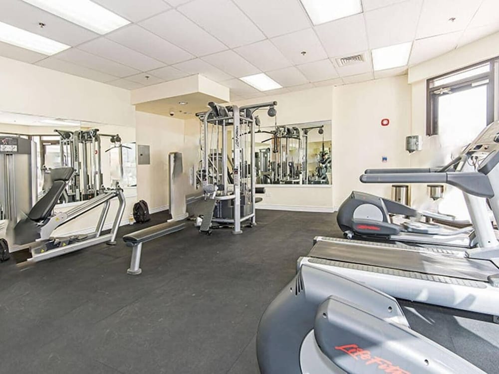 @marbella Lane - Stylish Island Stay w/ City Views