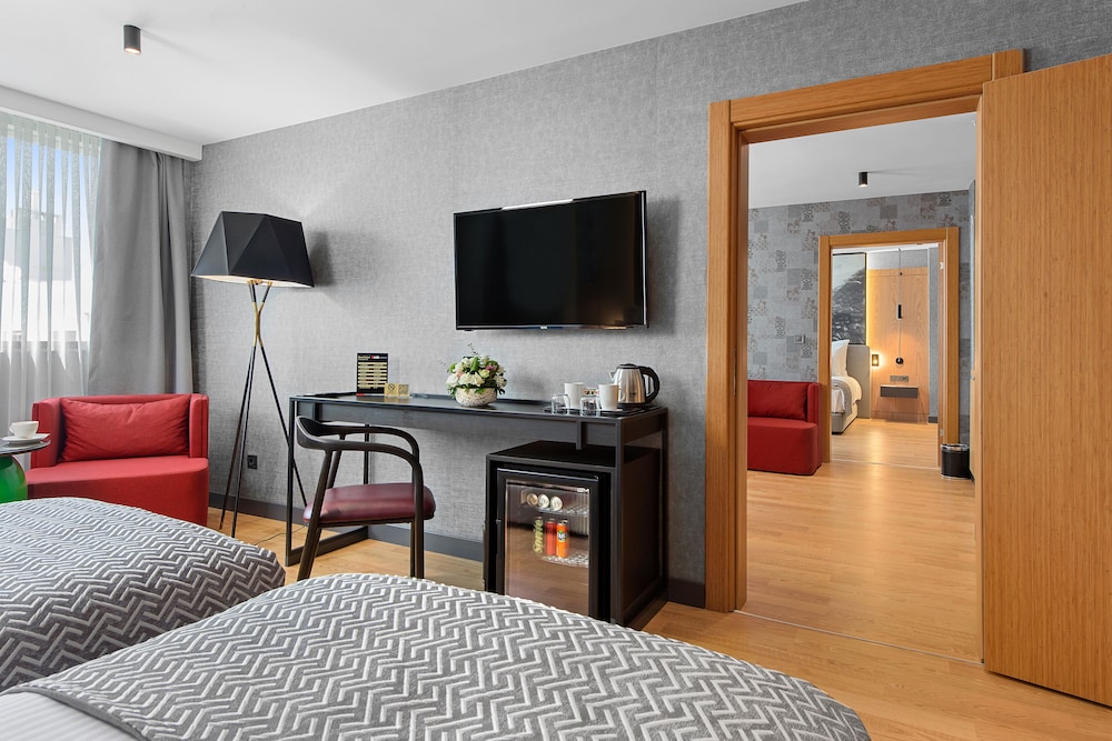 IBOS OTELLERİ İZMİR - Image 35