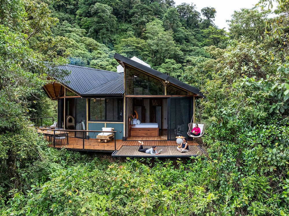 El Tigre Hideaway