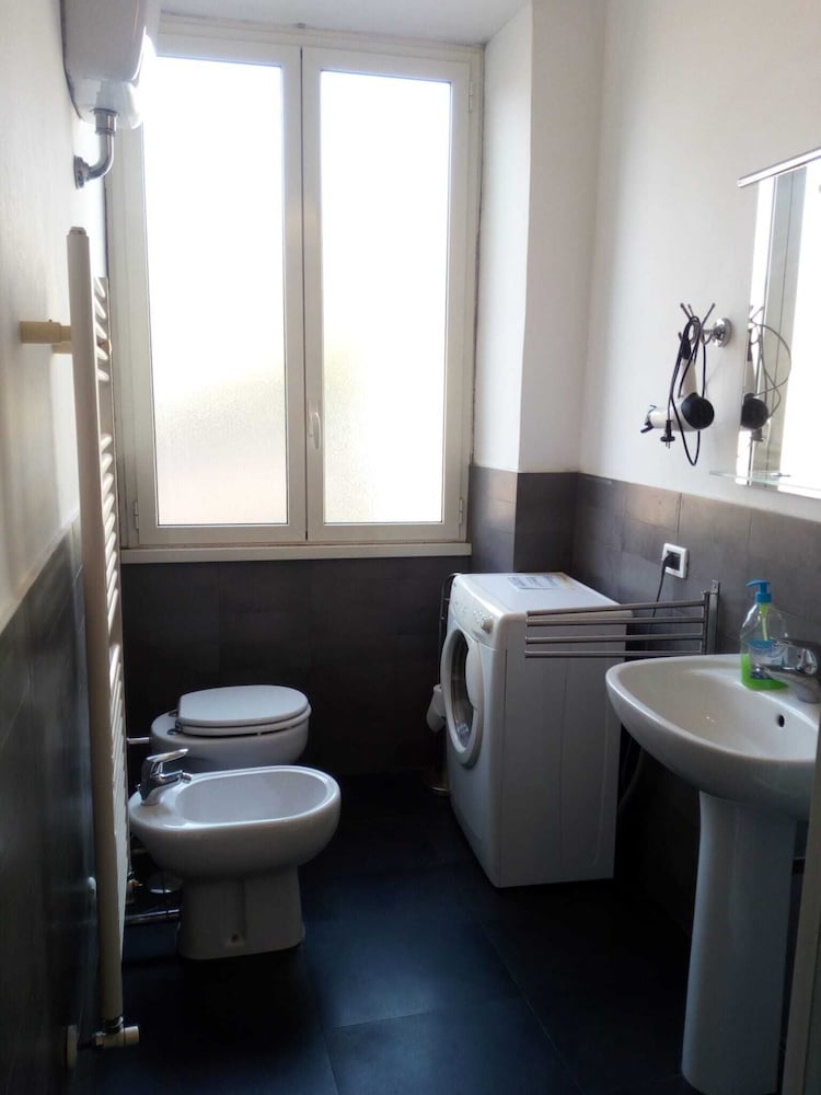 Large Vatican Apartment with 3 bedroom