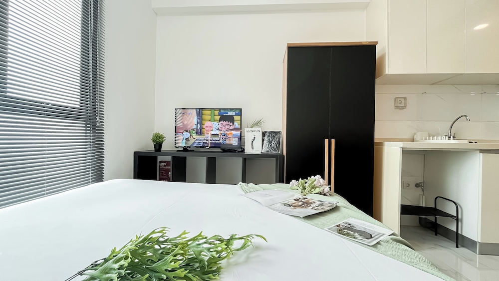 Homey Studio At Sky House Alam Sutera Apartment