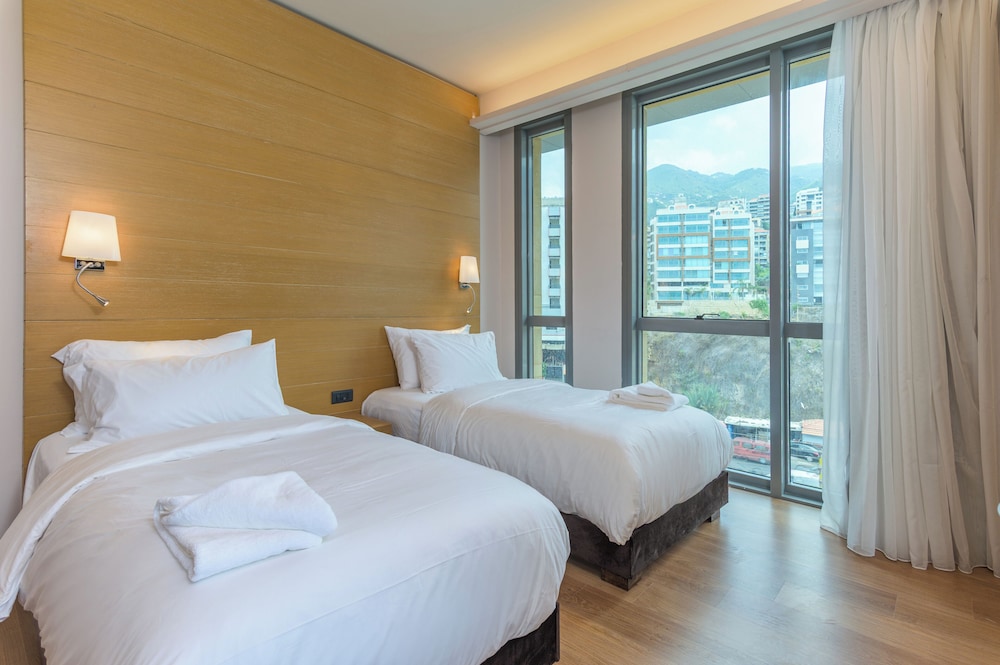 Jounieh Living - Residences by Local Host