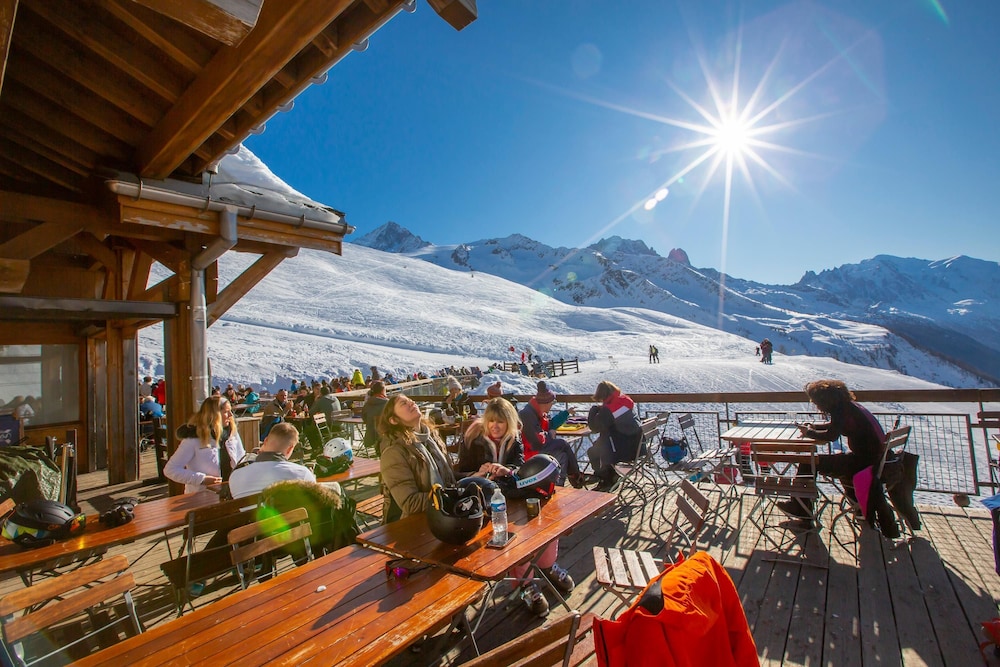 Chalet Dava La Via ski in ski out