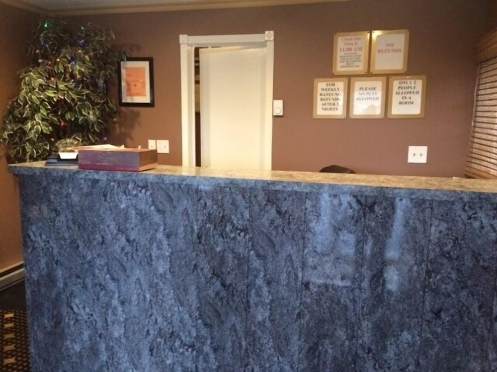 Hotel Pink Fountain Motor Inn - Image 1