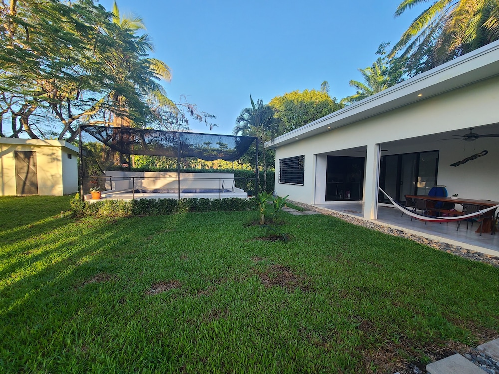 Hotel Villa Elenita - Parrita