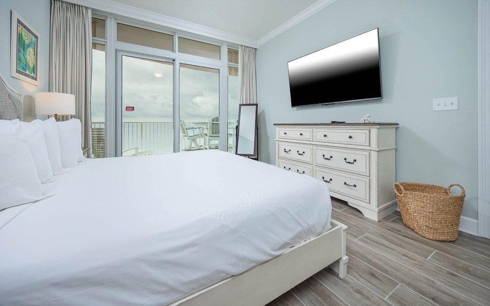 Phoenix Gulf Towers 2203 3 Bedroom Condo
