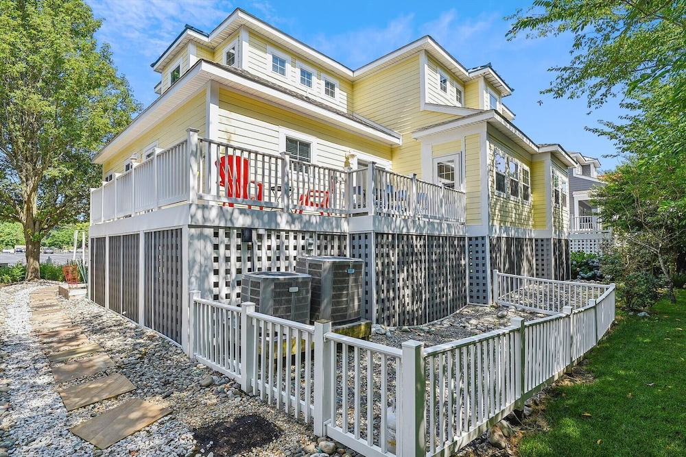 Tingle Avenue 624