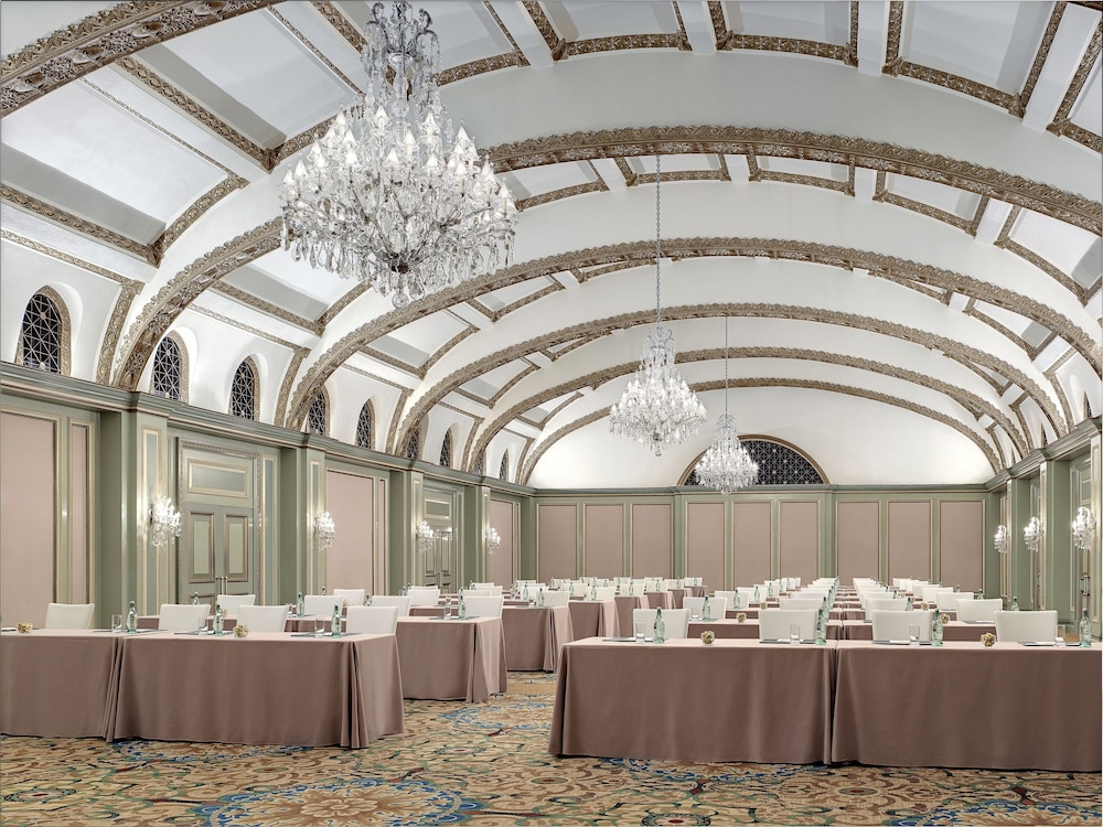 San Francisco Vacations - Langham Huntington, Pasadena, Los Angeles - Property Image 94