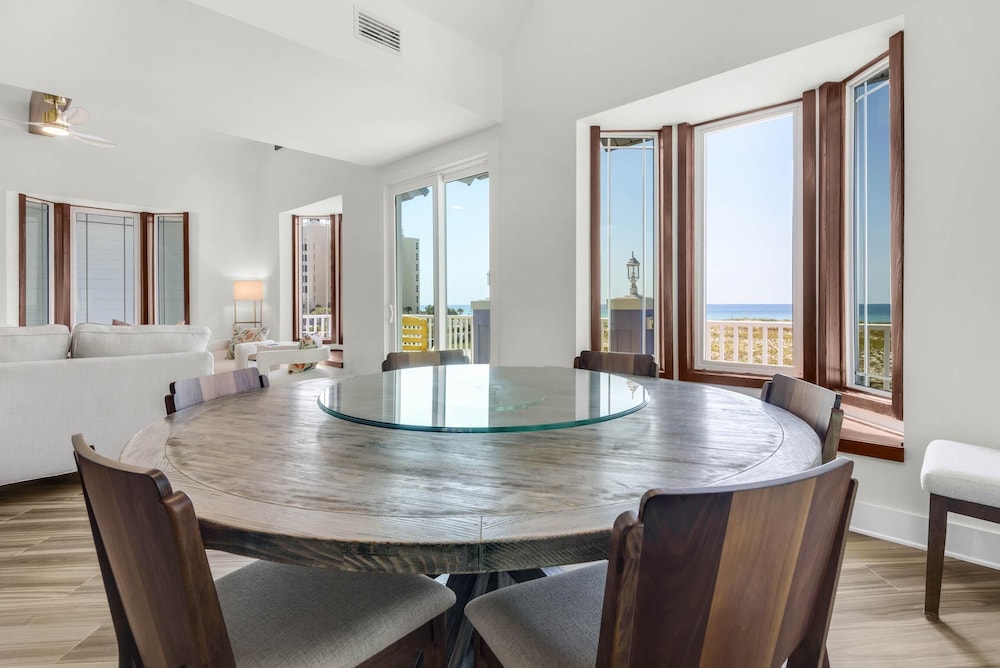 The Gulfview Grandeur
