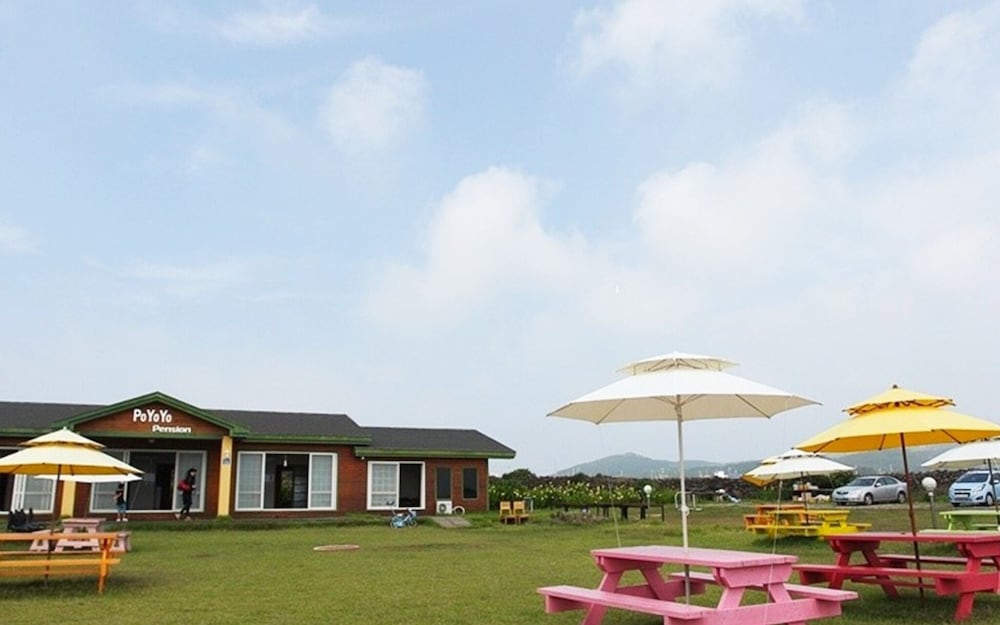 Jeju Poyoyo Pension and Guest House view 4