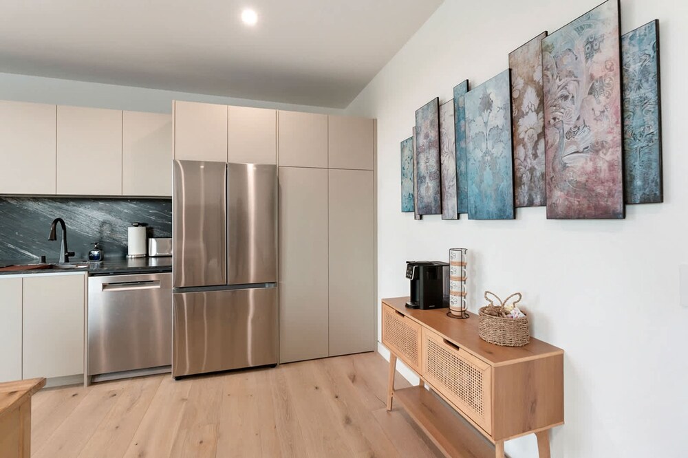 Ocean View Luxury Living