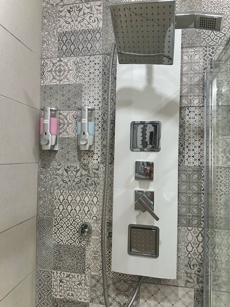 Los Arditos Duplex Penthouse Sliema