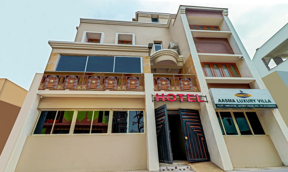 Itsy Hotels Aasma Luxury Villa view 2