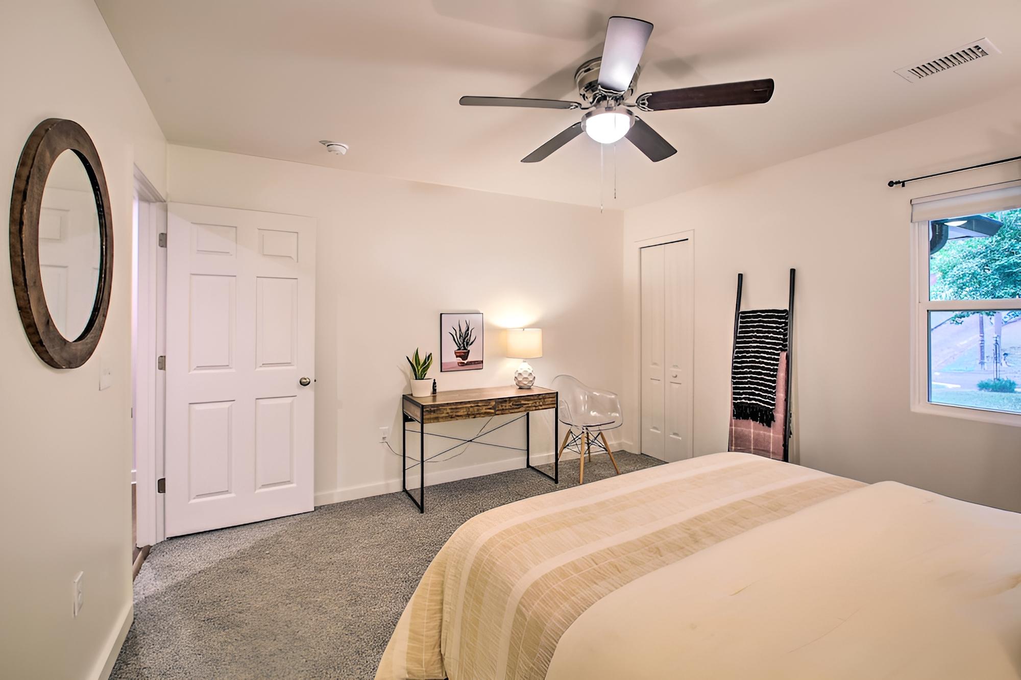 Beautiful Hot Springs Home: Central Location! view 2