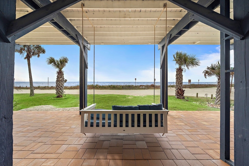 Ocean View by Ryson Vacation Rentals
