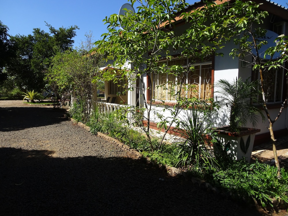 White Rose Lodge