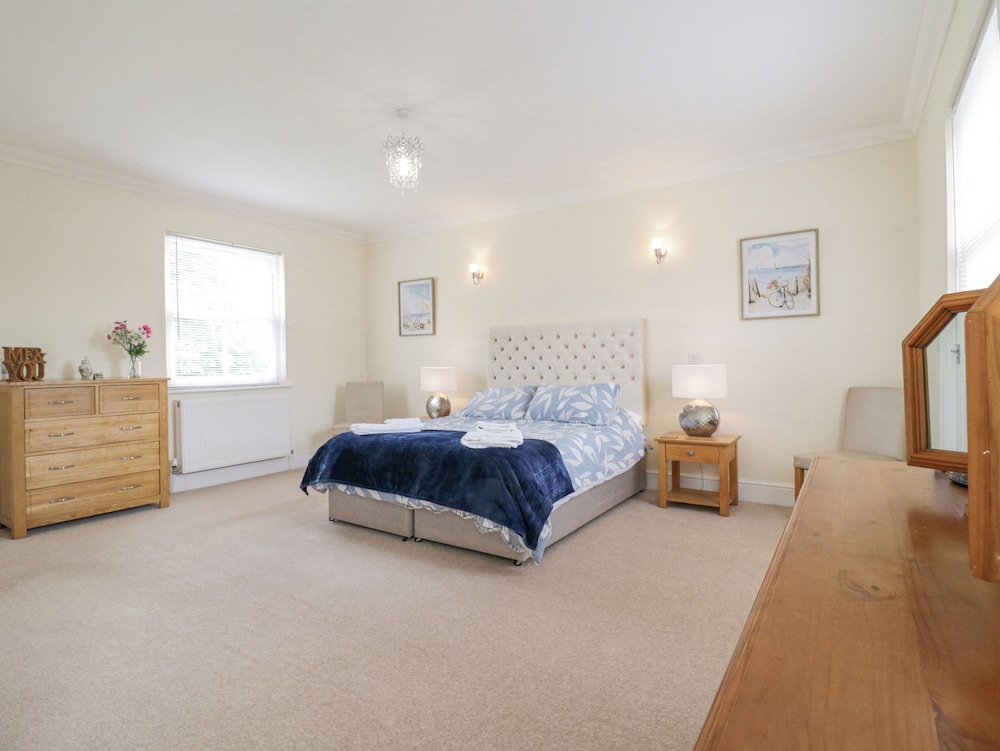 Chestnut Grange