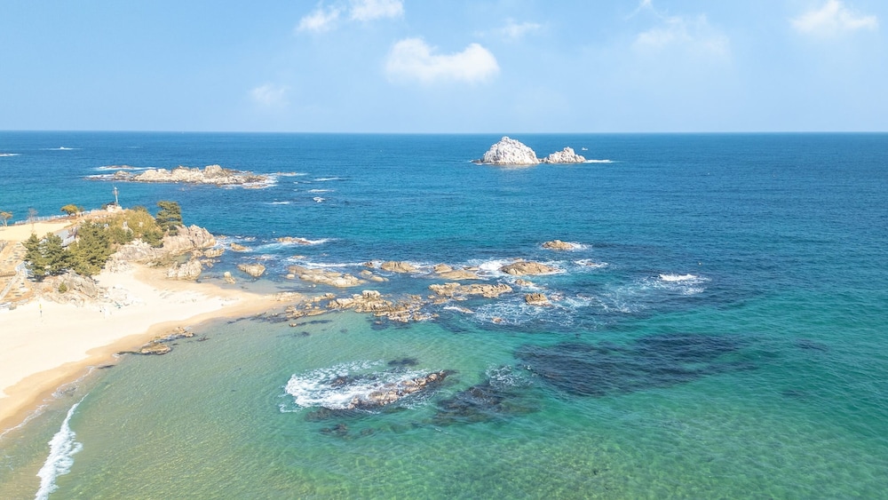 Goseong Cnblue Oceanview Pension