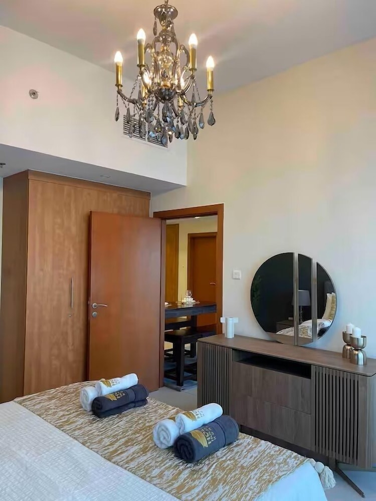 Amazing Marina View - 1 BR Apartment