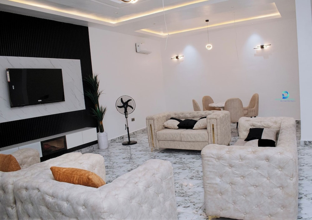DEOSEA APARTMENTS