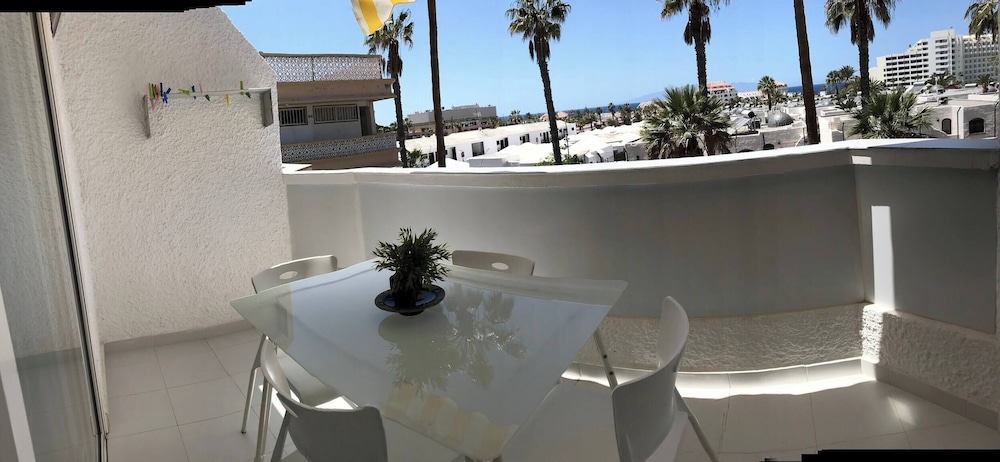 Oceanfront Condo in Playa las Americas With Sea Views