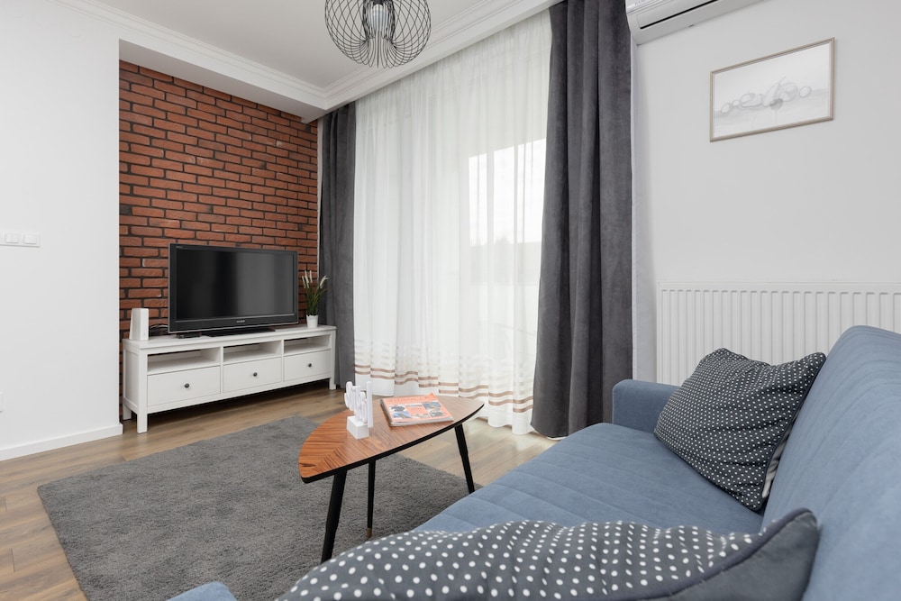 Apartment Belgradzka Ursynów by Renters view 2