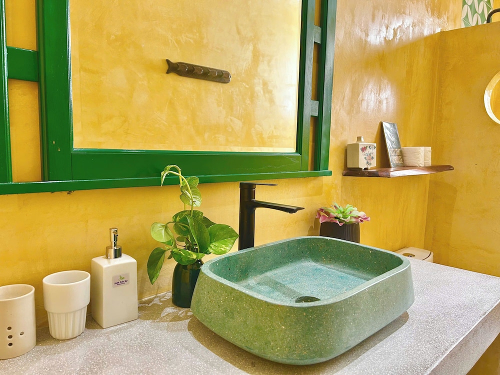 Lamer Beachside Studio Cozy TanThanh
