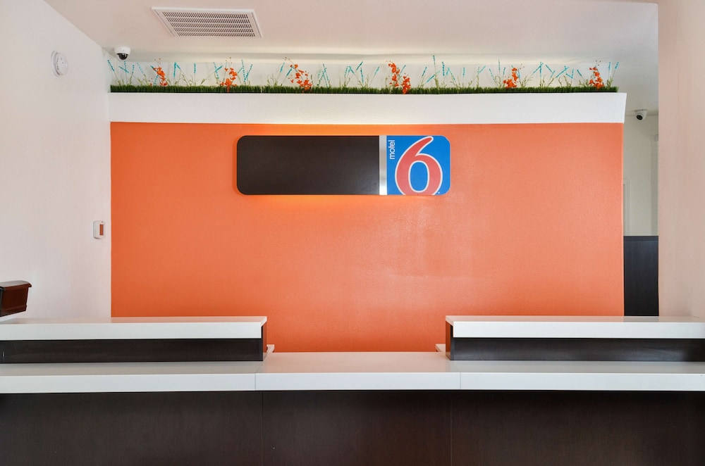Ramada by Wyndham Merced view 3