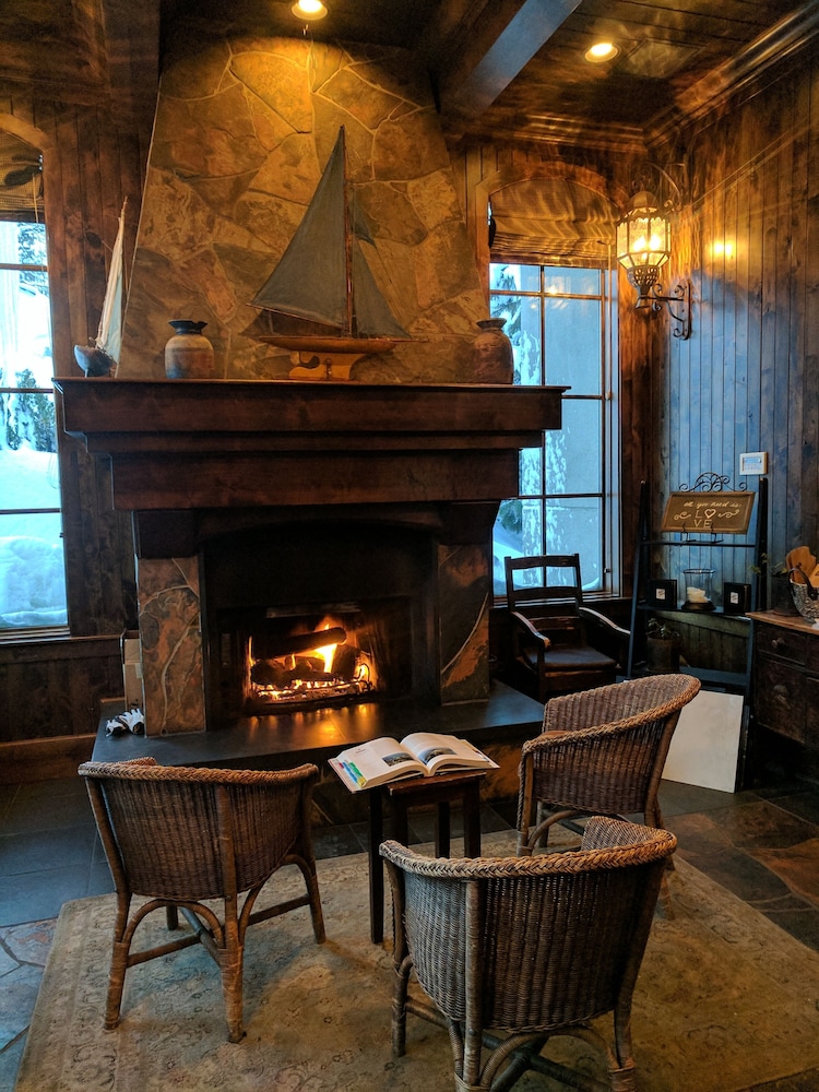 West Shore Cafe and Inn - Property Image 35